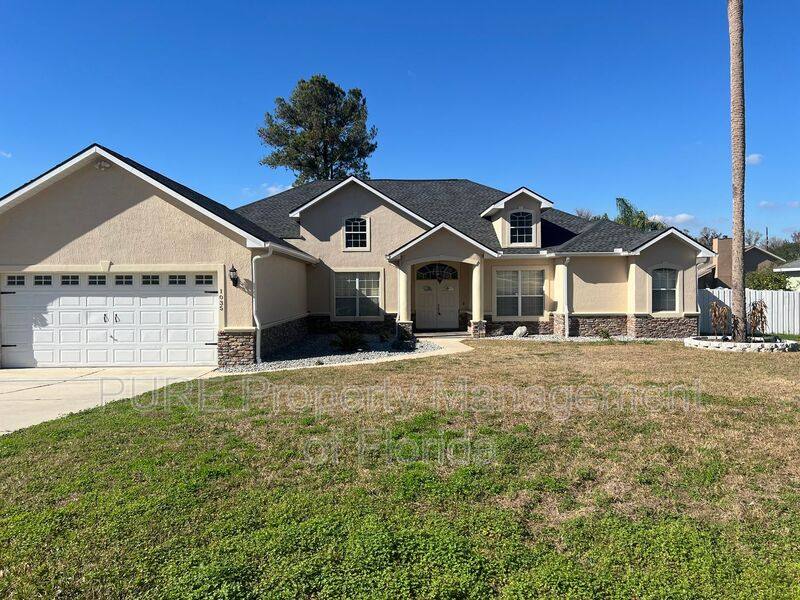 House for rent at 1035 SW 33rd Place, Ocala, FL 34471