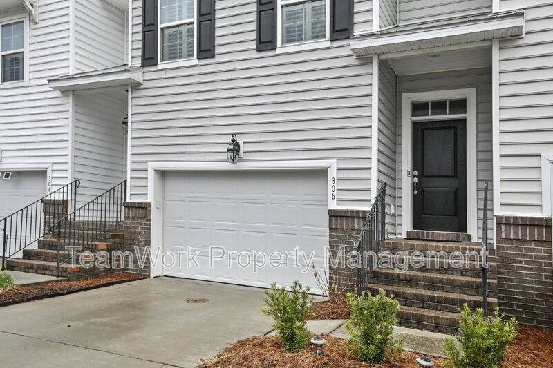 Townhouse for rent at 306 Spindlewood Way, Charleston, SC 29414