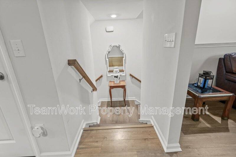 Townhouse for rent at 306 Spindlewood Way, Charleston, SC 29414