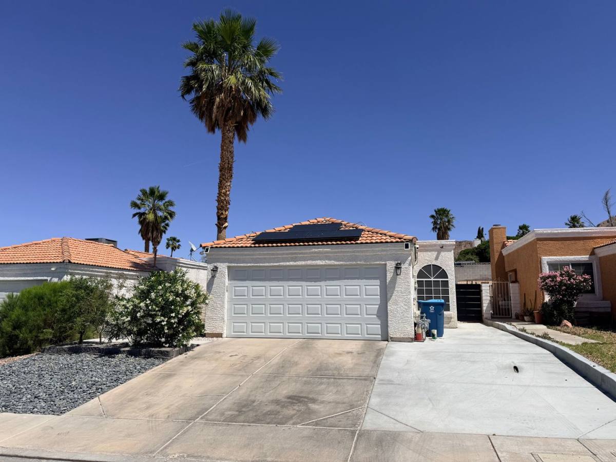 House for rent at 2372 Beaver Bay Court, Las Vegas, NV 89156