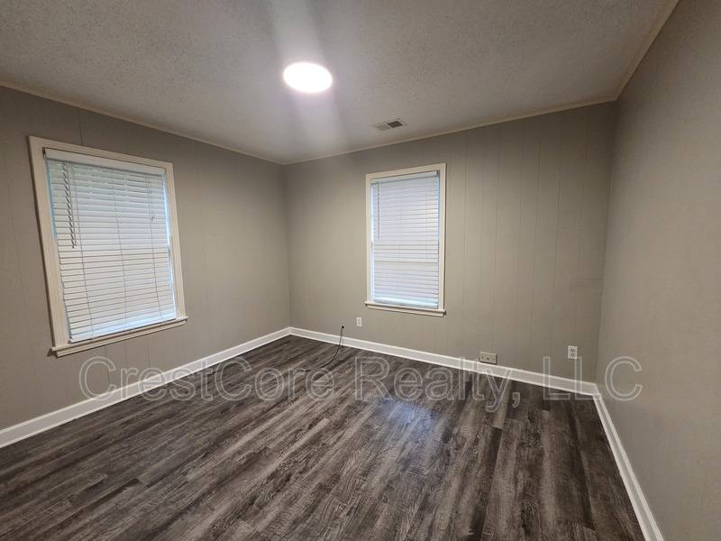 House for rent at 983 Brower St, Memphis, TN 38111