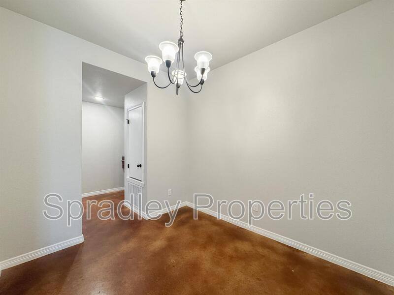 Apartment for rent at 203A Sparrow Cove, Troy, TX 76579