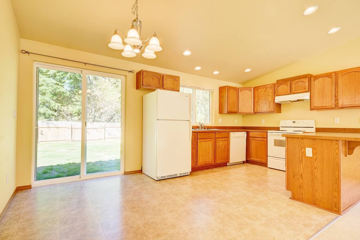 House for rent at 404 Sycamore Dr, Coupeville, WA 98239