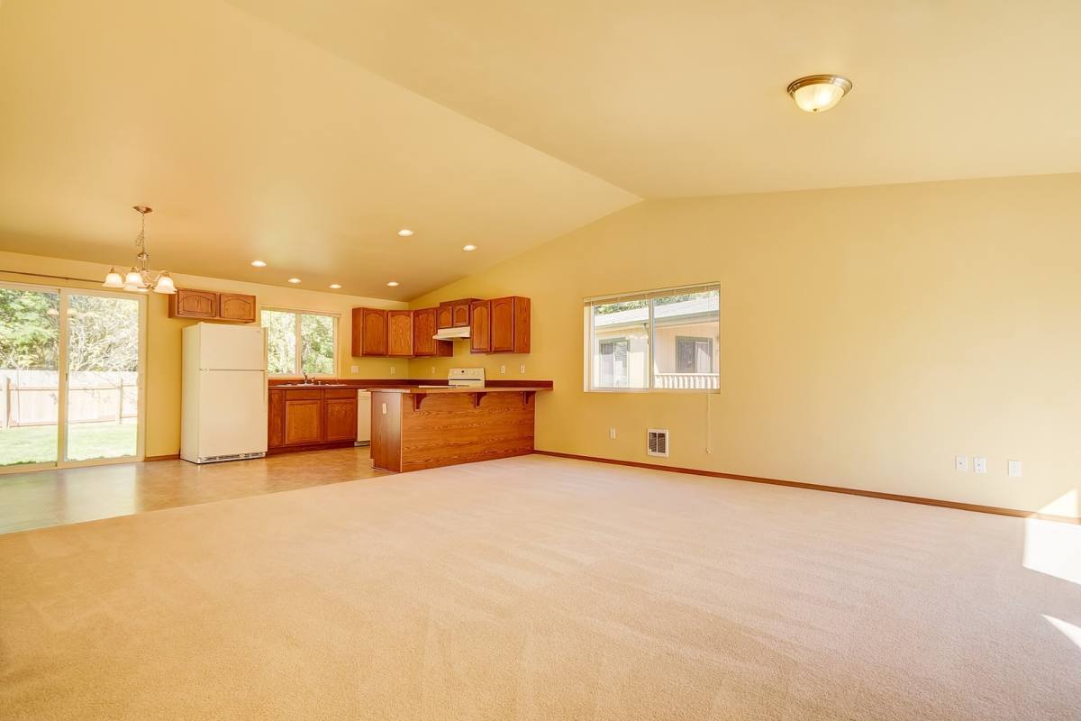 House for rent at 404 Sycamore Dr, Coupeville, WA 98239
