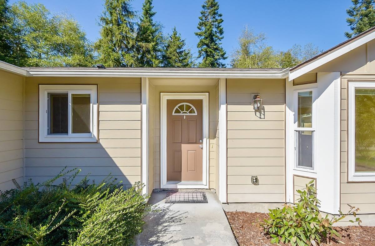 House for rent at 404 Sycamore Dr, Coupeville, WA 98239