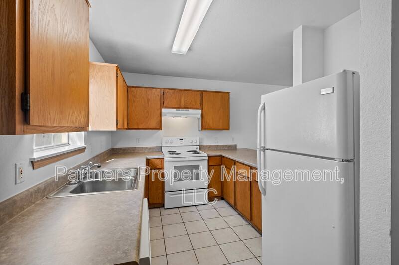 Apartment for rent at 892 Curtis Ave #1, Fayetteville, AR 72701