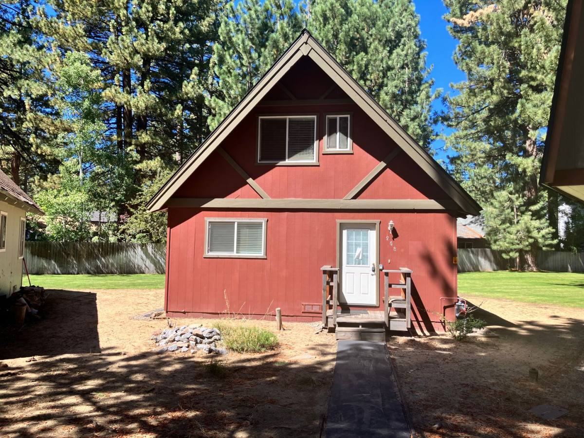 House for rent at 968 Tanglewood Dr, South Lake Tahoe, CA 96150