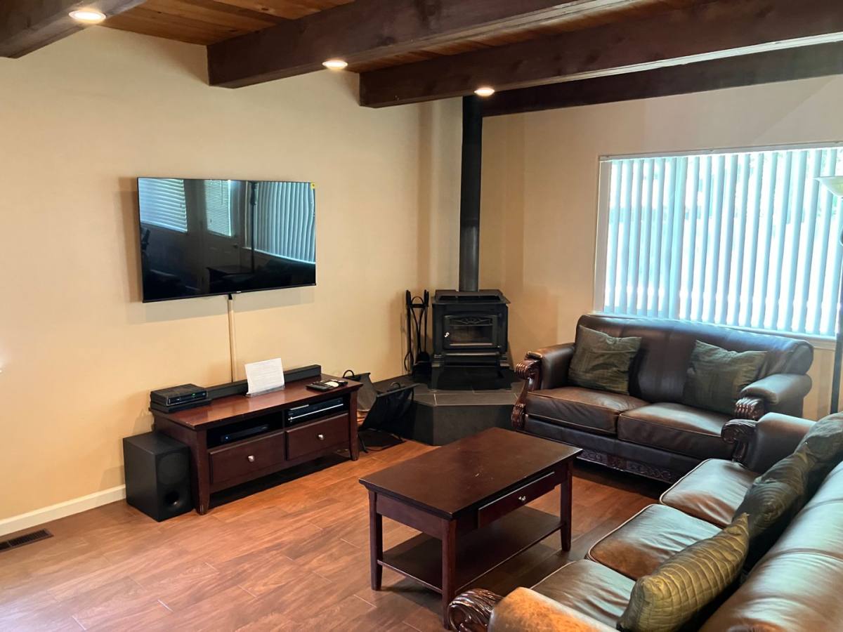 House for rent at 968 Tanglewood Dr, South Lake Tahoe, CA 96150