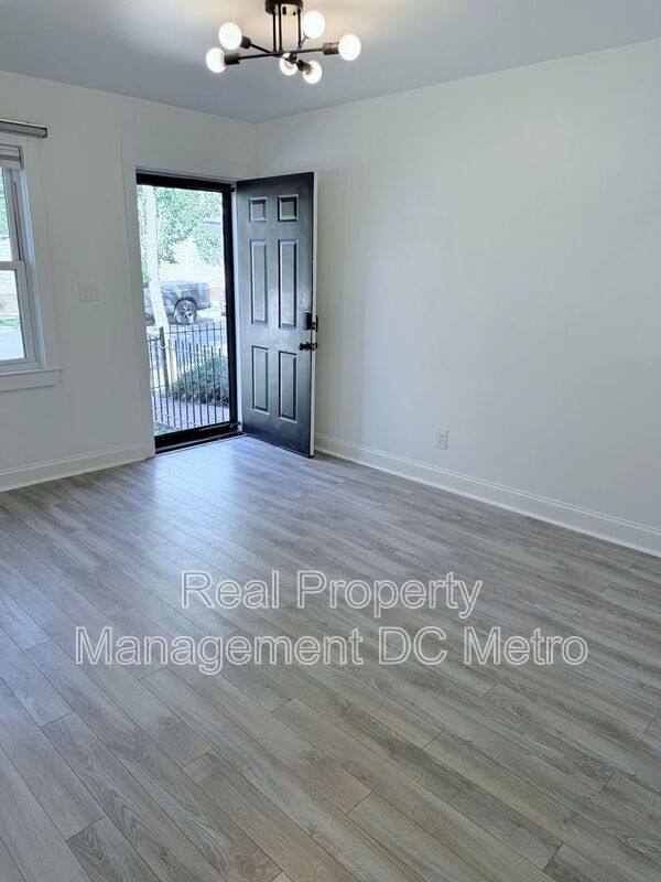 Townhouse for rent at 1447 Holbrook St NE, Washington, DC 20002