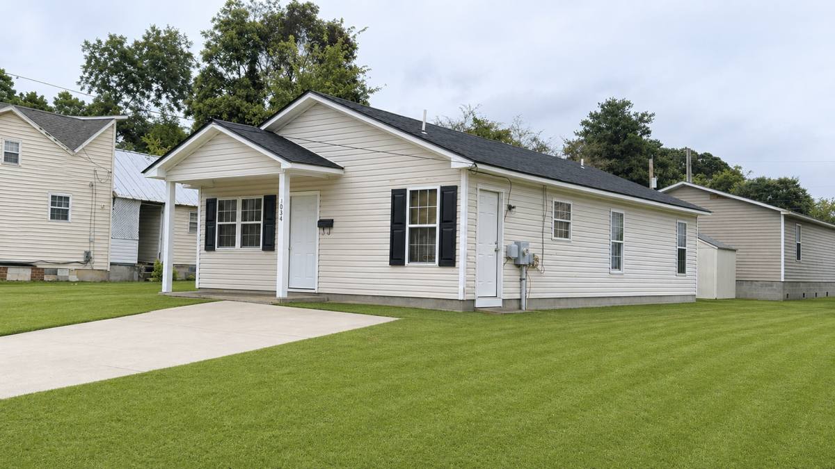 House for rent at 1034 Hunter St, Elizabeth City, NC 27909