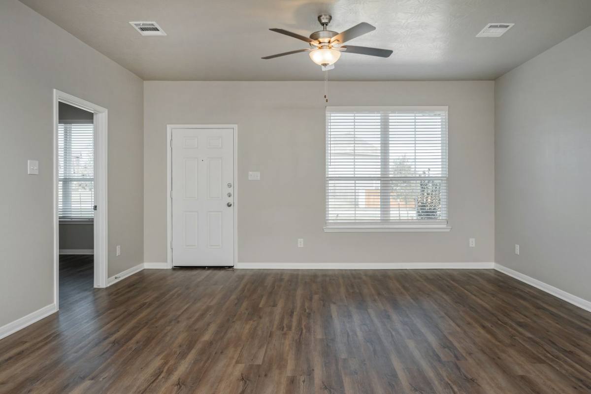 Townhouse for rent at 1146 Trellis Pass #1, Brenham, TX 77833