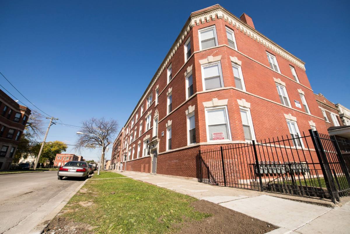 Apartment for rent at 3454 W Lexington St, Chicago, IL 60624