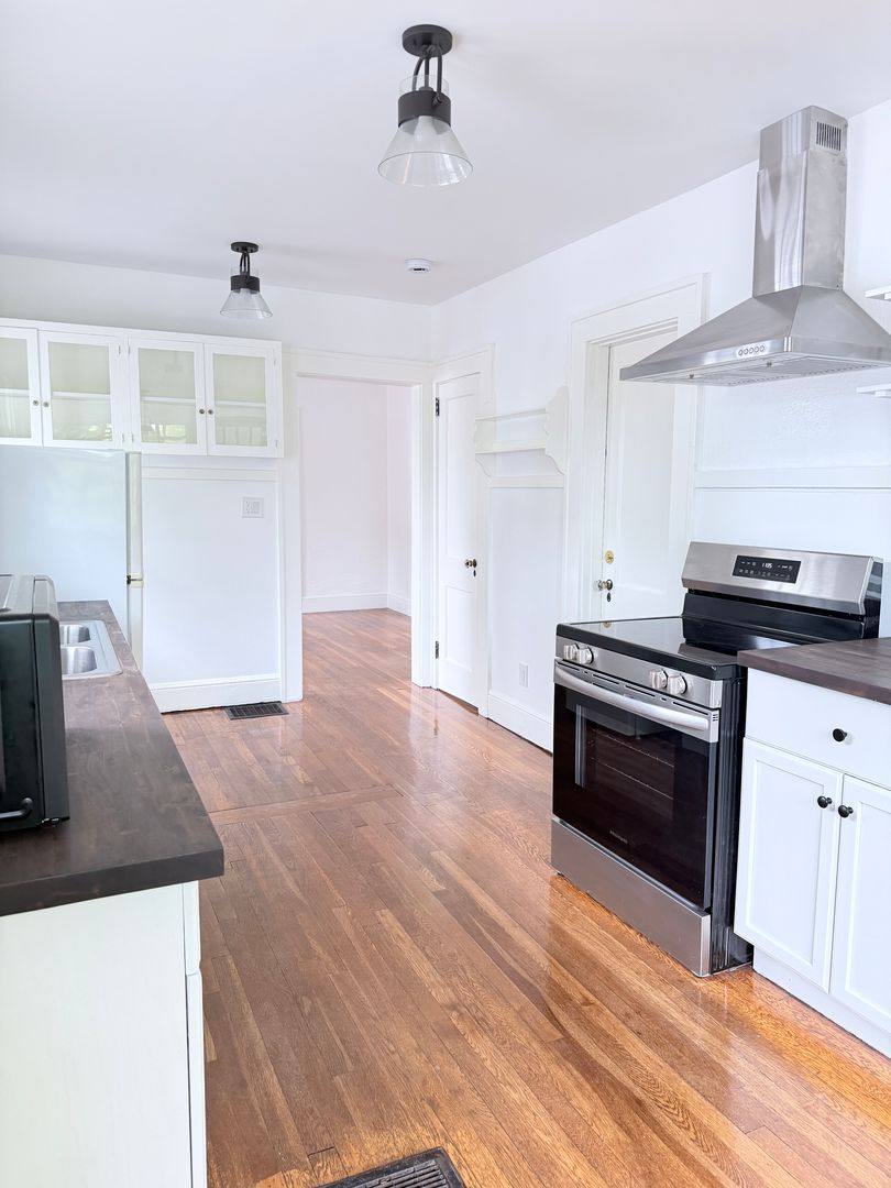 House for rent at 94 Louisiana Ave, Asheville, NC 28806