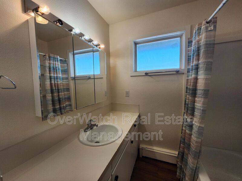 Apartment for rent at 3925 E 9th Ave #5, Anchorage, AK 99508