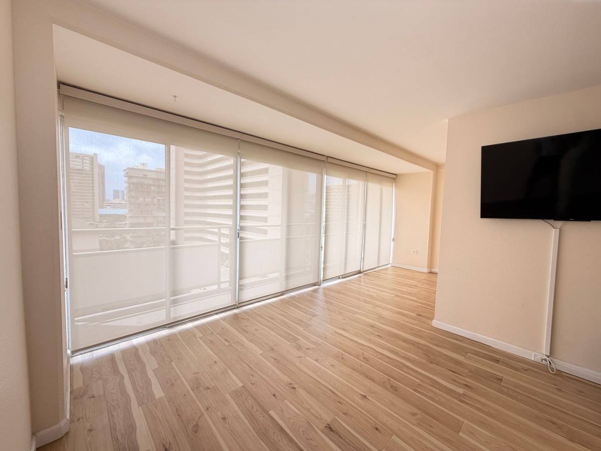 Apartment for rent at 445 Kaiolu St, Honolulu, HI 96815