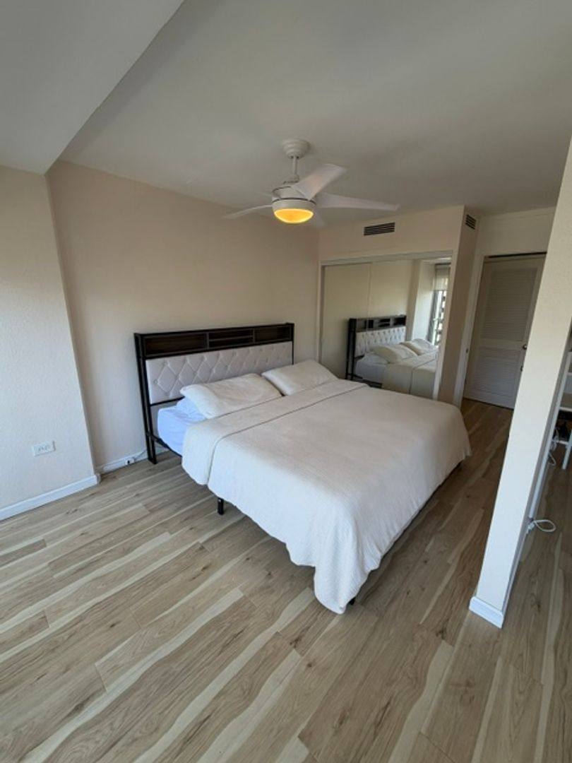 Apartment for rent at 445 Kaiolu St, Honolulu, HI 96815