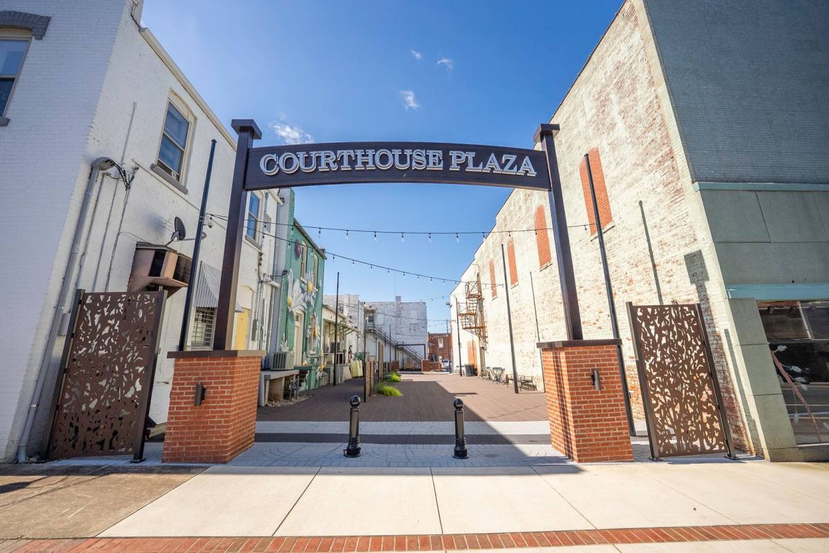 Apartment for rent at 121 Heath St, Albemarle, NC 28001