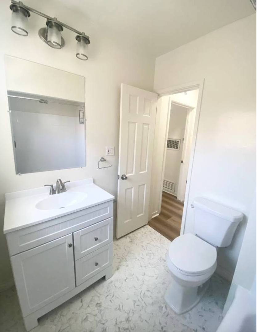 Apartment for rent at 1401 Havenhurst Dr, Los Angeles, CA 90046