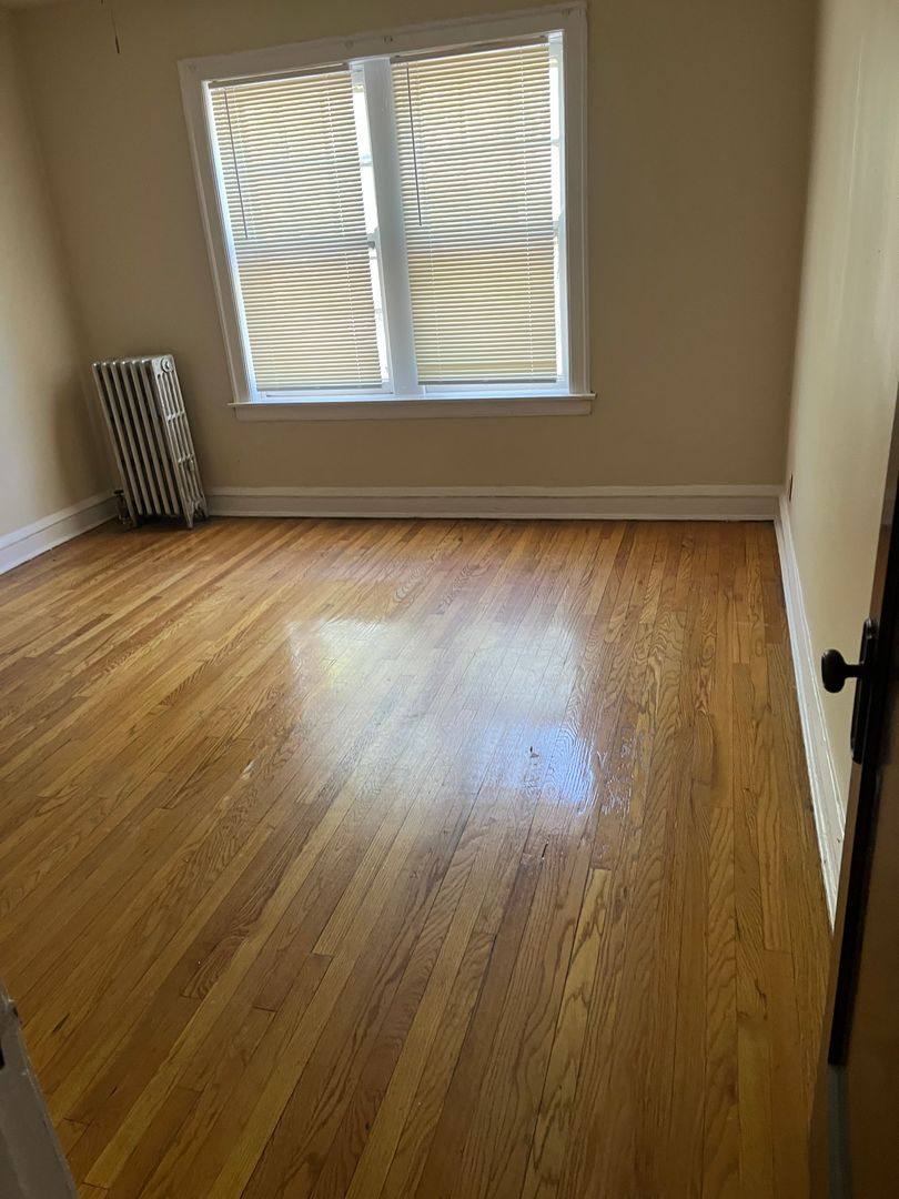 Apartment for rent at 8104-06 S Vernon Ave 415-21 E, Chicago, IL 60619