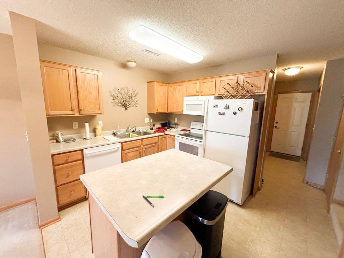 Townhouse for rent at 2959 Monroe Dr NW, Rochester, MN 55901