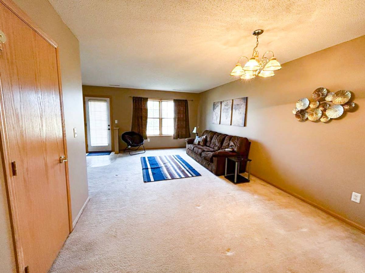 Townhouse for rent at 2959 Monroe Dr NW, Rochester, MN 55901