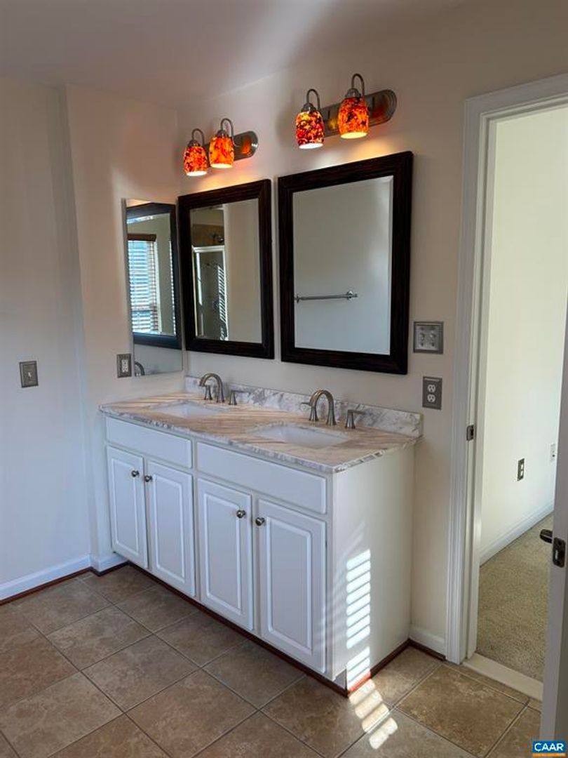 Townhouse for rent at 923 Bing Lane, Charlottesville, VA 22903