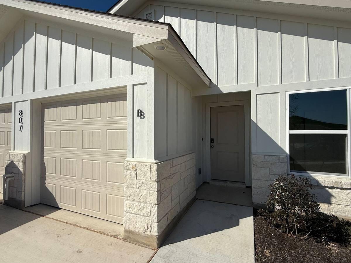 Apartment for rent at 807 Wax Myrtle Court, Killeen, TX 76543