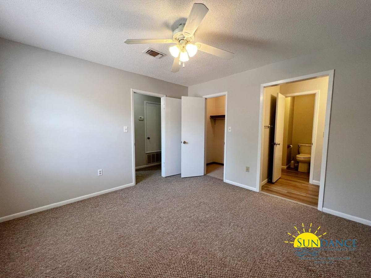 Townhouse for rent at 106 Brookmeade Dr, Crestview, FL 32539