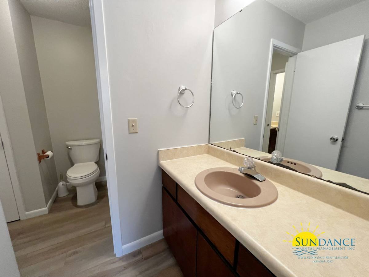Townhouse for rent at 106 Brookmeade Dr, Crestview, FL 32539