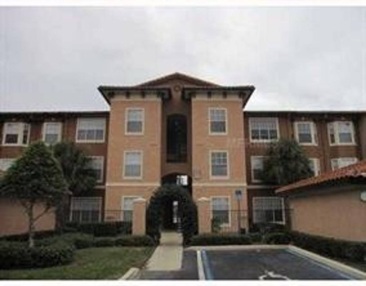 Condo for rent at 5542 Metrowest Blvd #BLDG 7, 106, Orlando, FL 32811