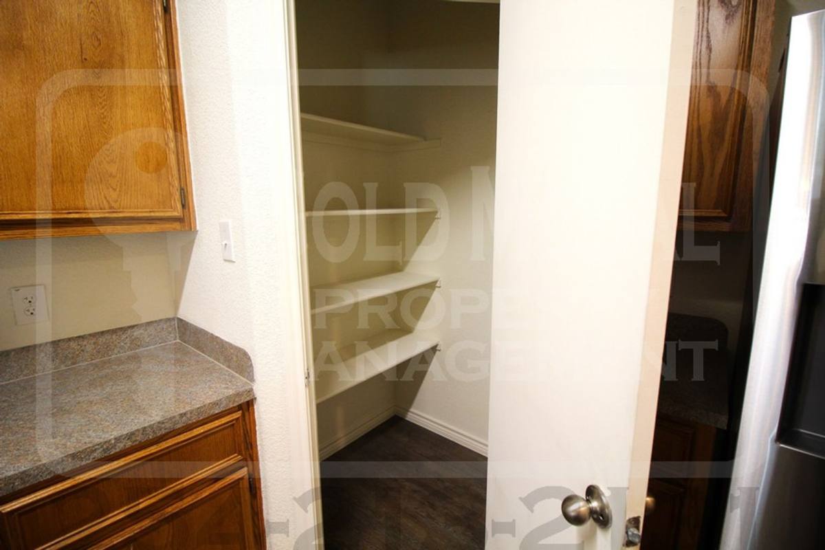 Apartment for rent at 907 Lasso Dr, Killeen, TX 76543