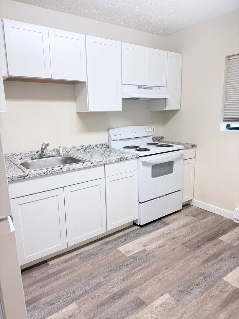 Apartment for rent at 280 Edgewood Rd, Asheville, NC 28804