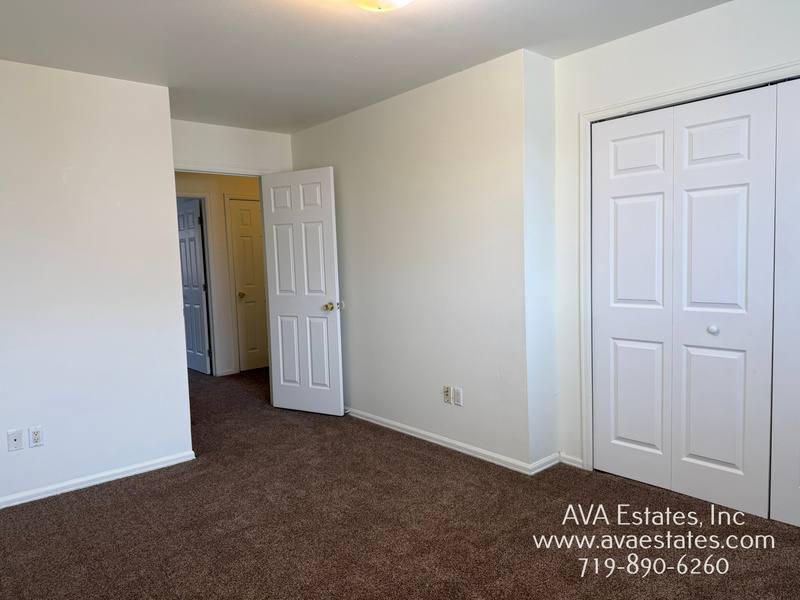 Townhouse for rent at 1405 E 19th St #B, Pueblo, CO 81001