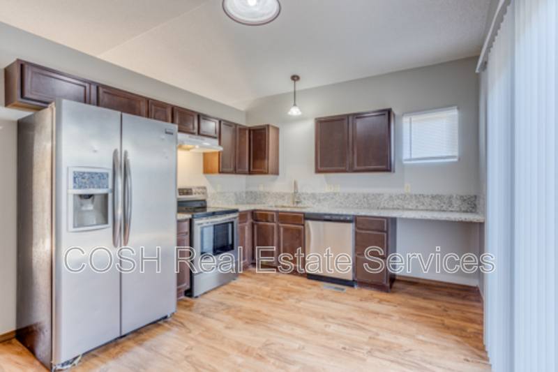 Apartment for rent at 1008 E Karla Court, Haysville, KS 67060