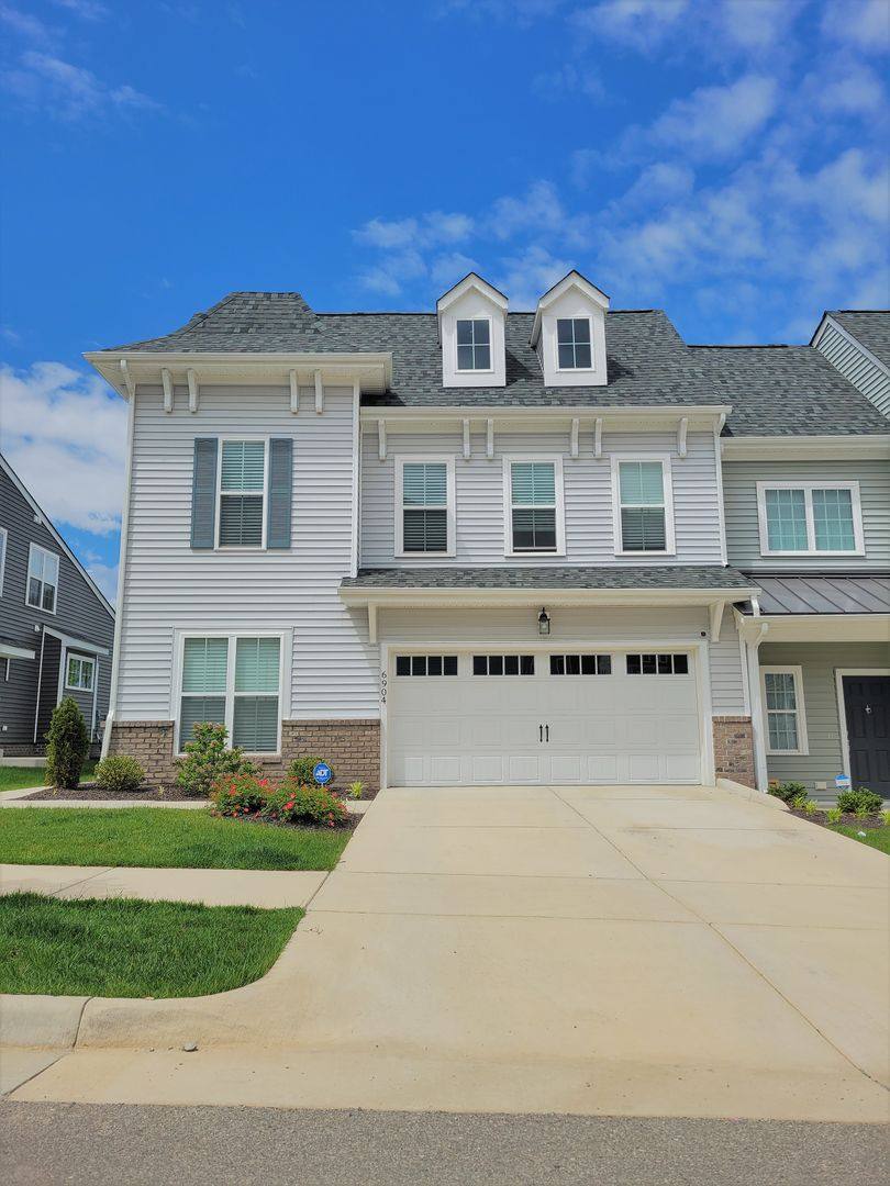 Townhouse for rent at 6904 Dunton Rd, Chesterfield, VA 23832