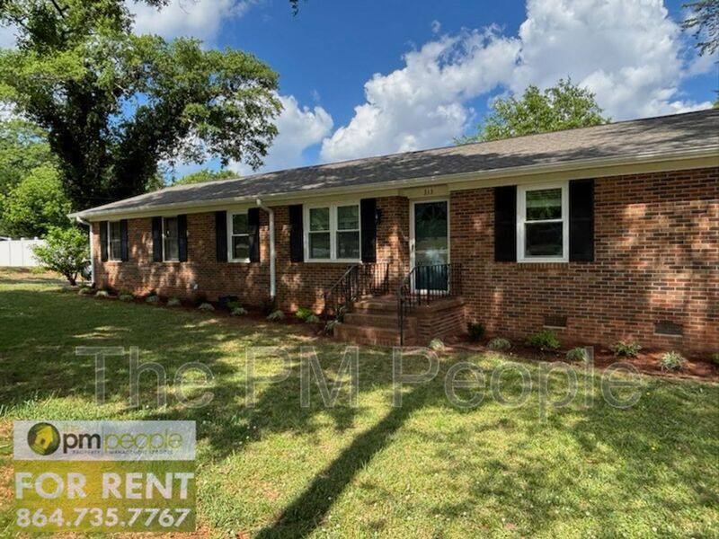 House for rent at 313 Katherine St, Easley, SC 29640