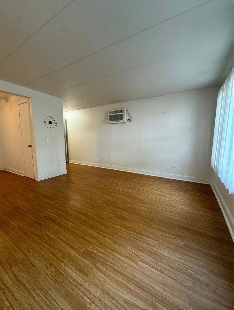 Apartment for rent at 2402 N New England Ave, Elmwood Park, IL 60707