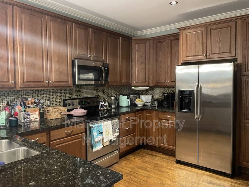 Townhouse for rent at 708 Bennett St #A, Greenville, SC 29609