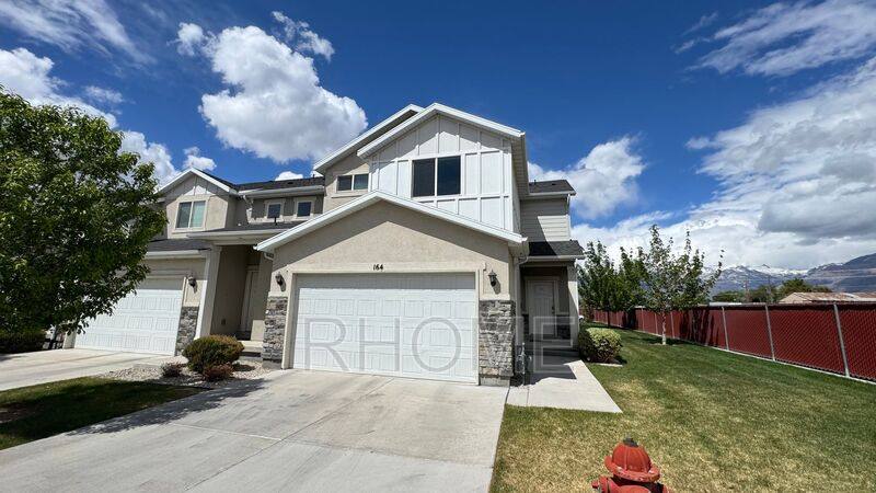 Townhouse for rent at 164 N 450 W, Alpine, UT 84004