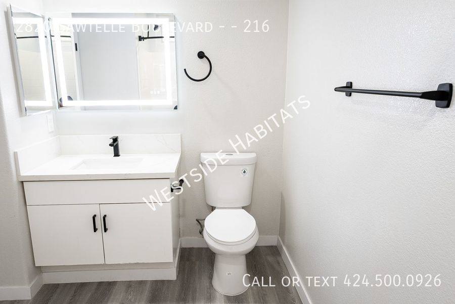 Apartment for rent at 2820 Sawtelle Blvd #216, Los Angeles, CA 90064