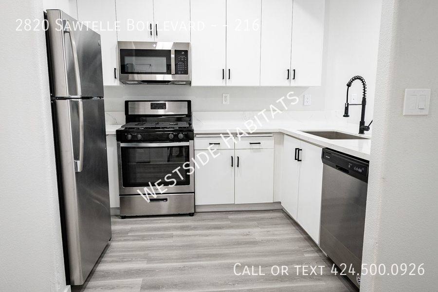 Apartment for rent at 2820 Sawtelle Blvd #216, Los Angeles, CA 90064