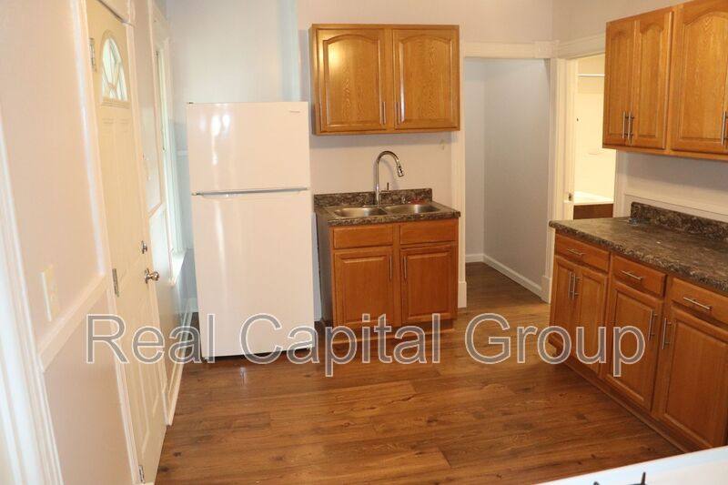 Apartment for rent at 171 Lancaster St, Cohoes, NY 12047