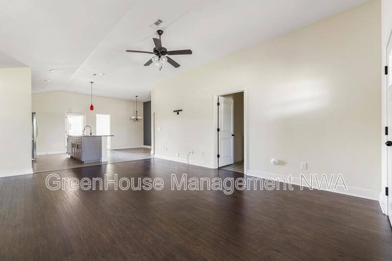 House for rent at 6111 NW McClellen St, Bentonville, AR 72713