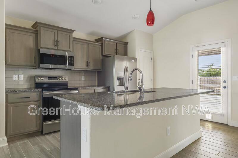 House for rent at 6111 NW McClellen St, Bentonville, AR 72713