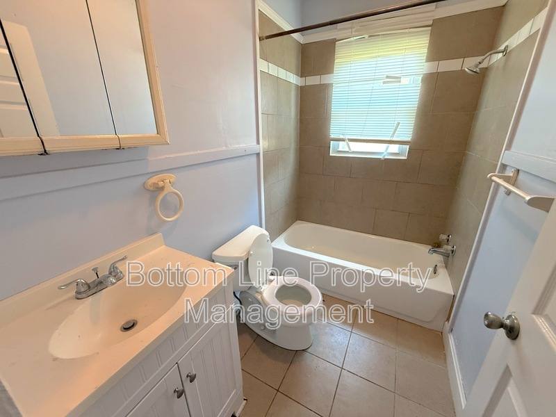 House for rent at 1912 Gum St, Gastonia, NC 28054