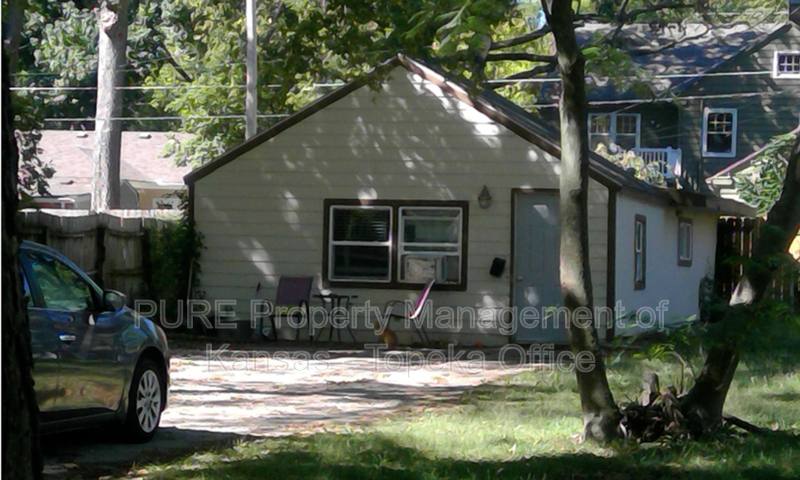House for rent at 1623 SW Campbell Ave, Topeka, KS 66604