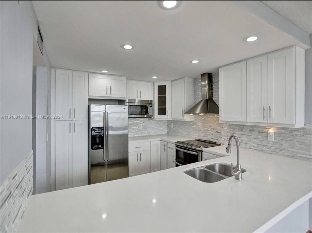 Condo for rent at 11930 N Bayshore Dr, Miami, FL 33181