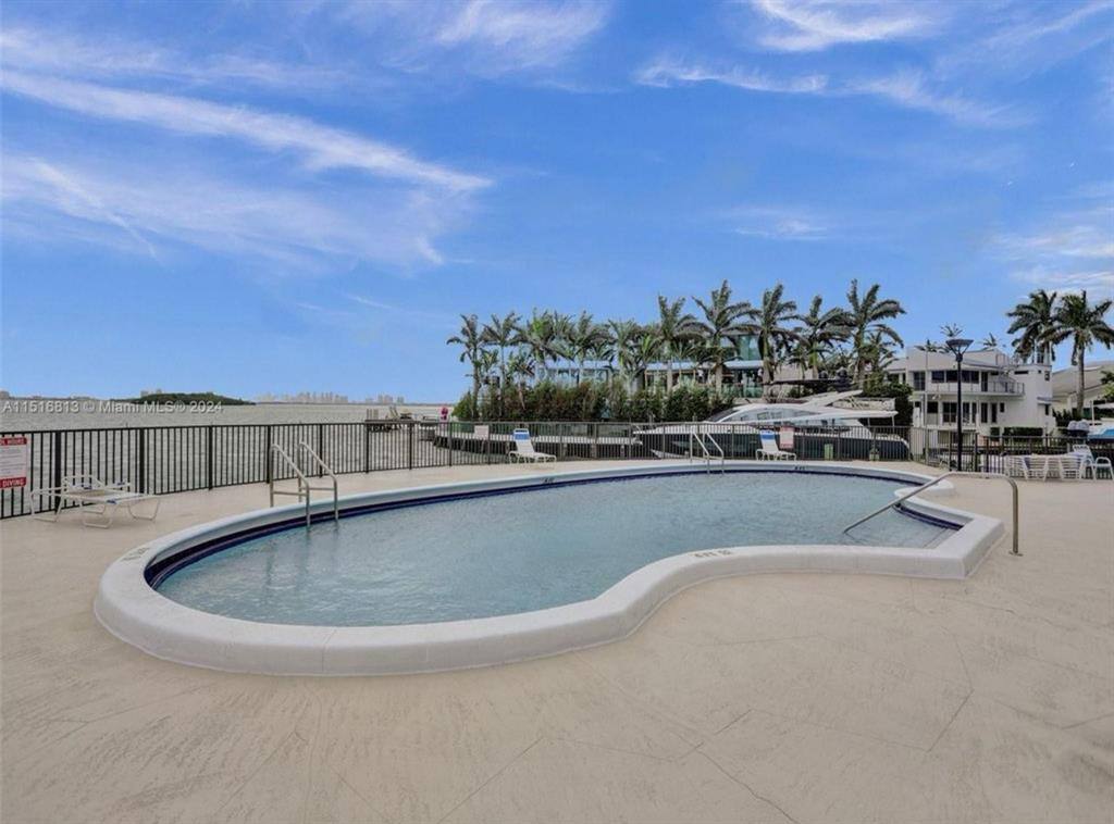 Condo for rent at 11930 N Bayshore Dr, Miami, FL 33181