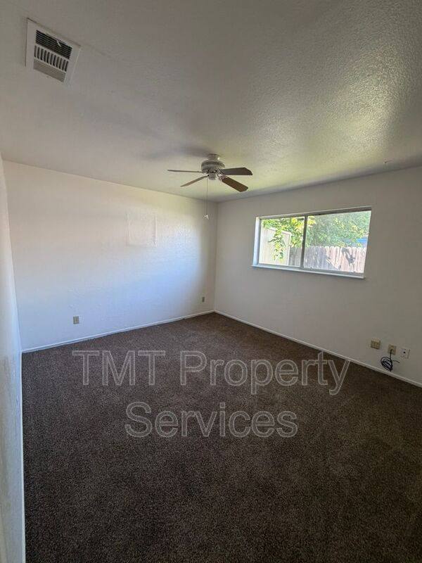 House for rent at 6472 Linn Way, Rio Linda, CA 95673