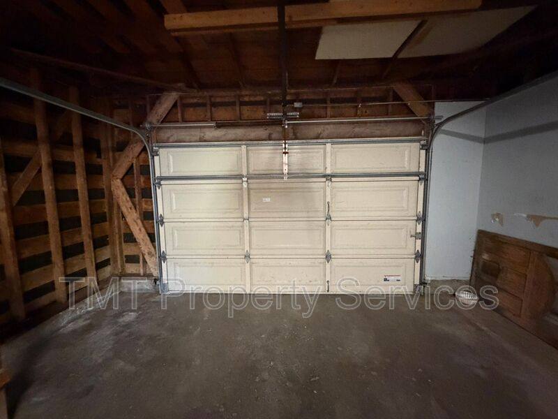 House for rent at 6472 Linn Way, Rio Linda, CA 95673
